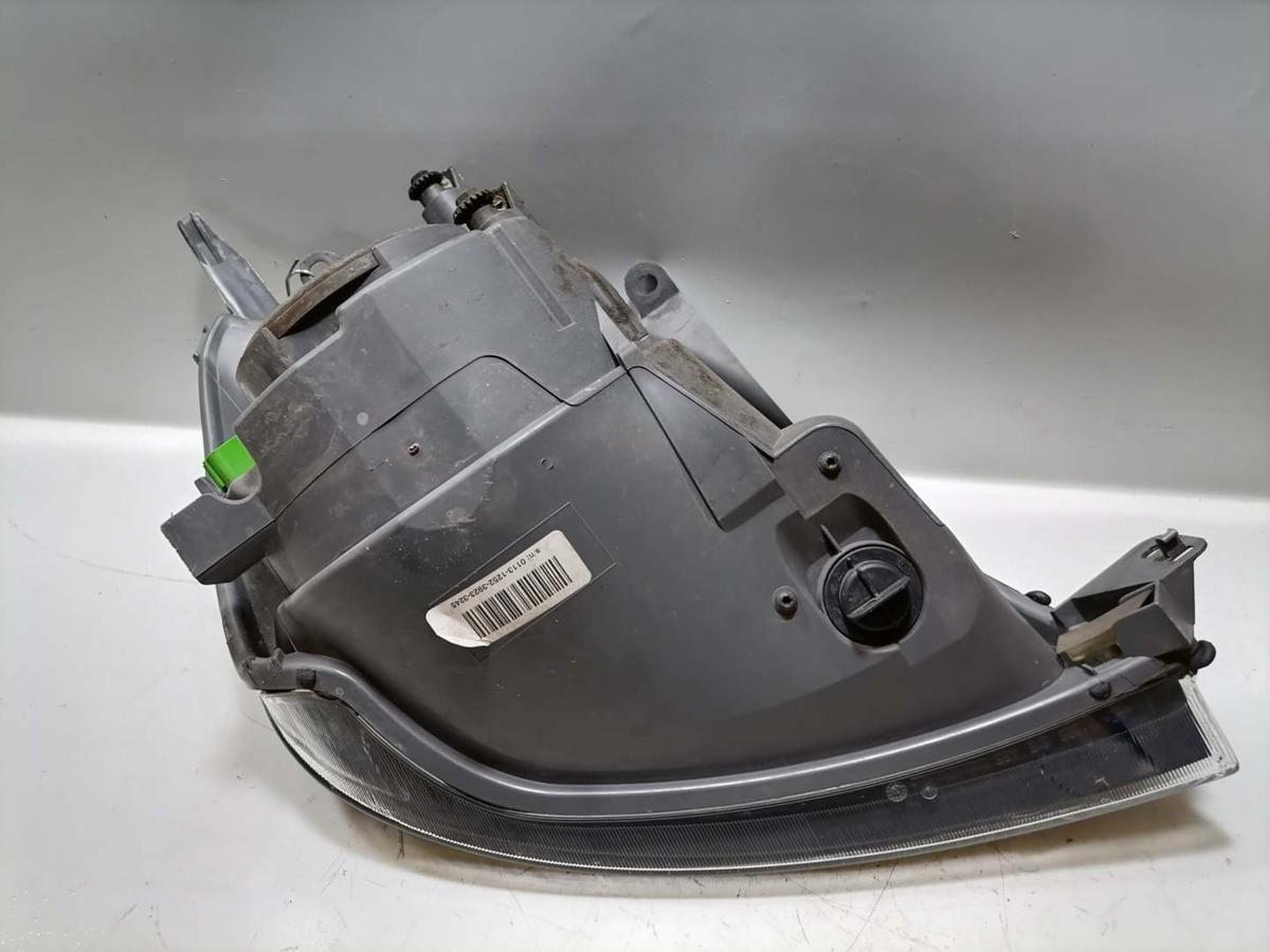 Ford Fiesta JH1 original Scheinwerfer links Halogen Facelift BJ08